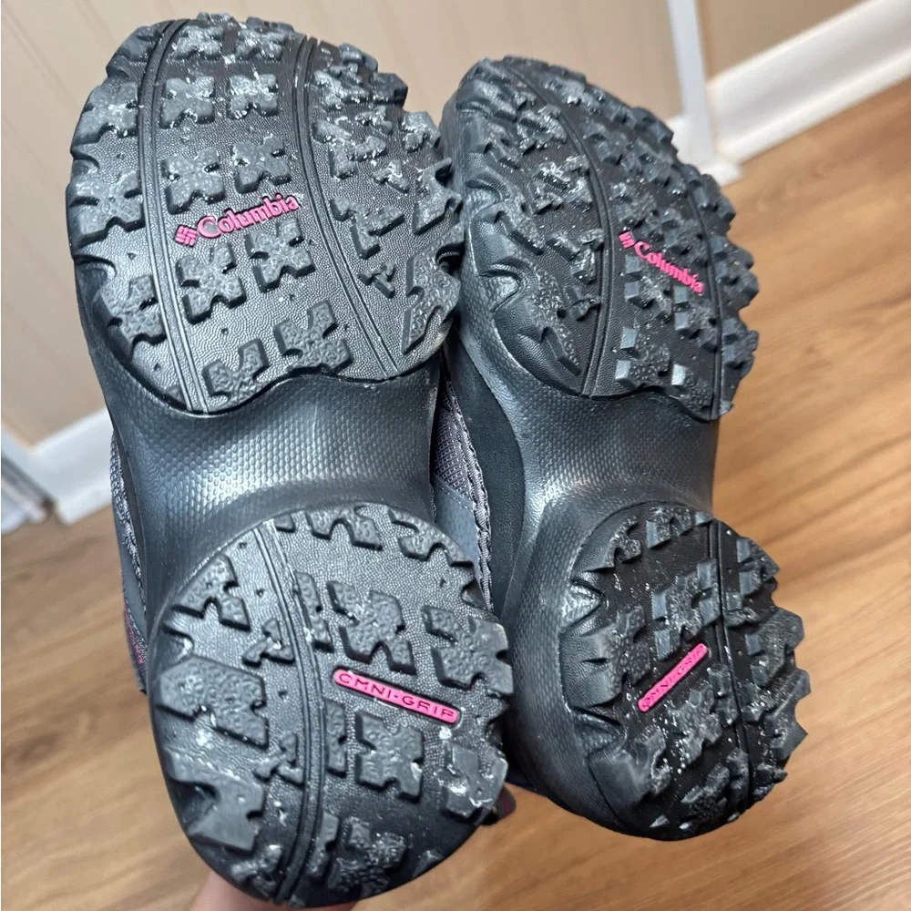 Columbia Rope Tow Waterproof Winter‎ Snow Boots Grey Pink Size 3 Youth Kids